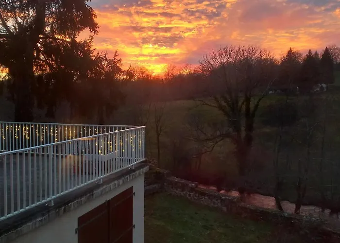 Moulin De Ludieras Feriehus *